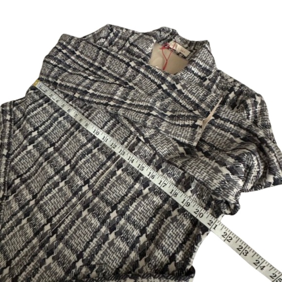 NWT Solitaire Women's Women's XL Gray Black Tan Sleeved Open Front Belted Coat - Picture 11 of 15